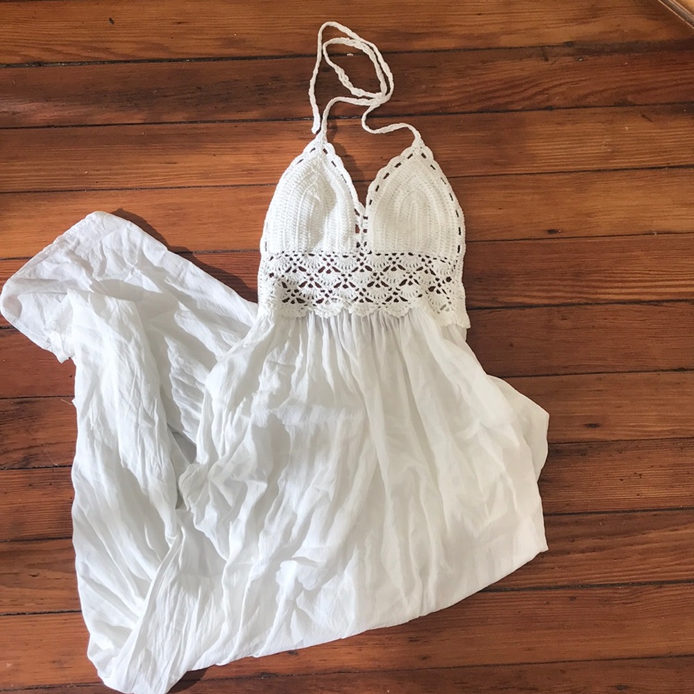 Linen maxi dress with crochet top